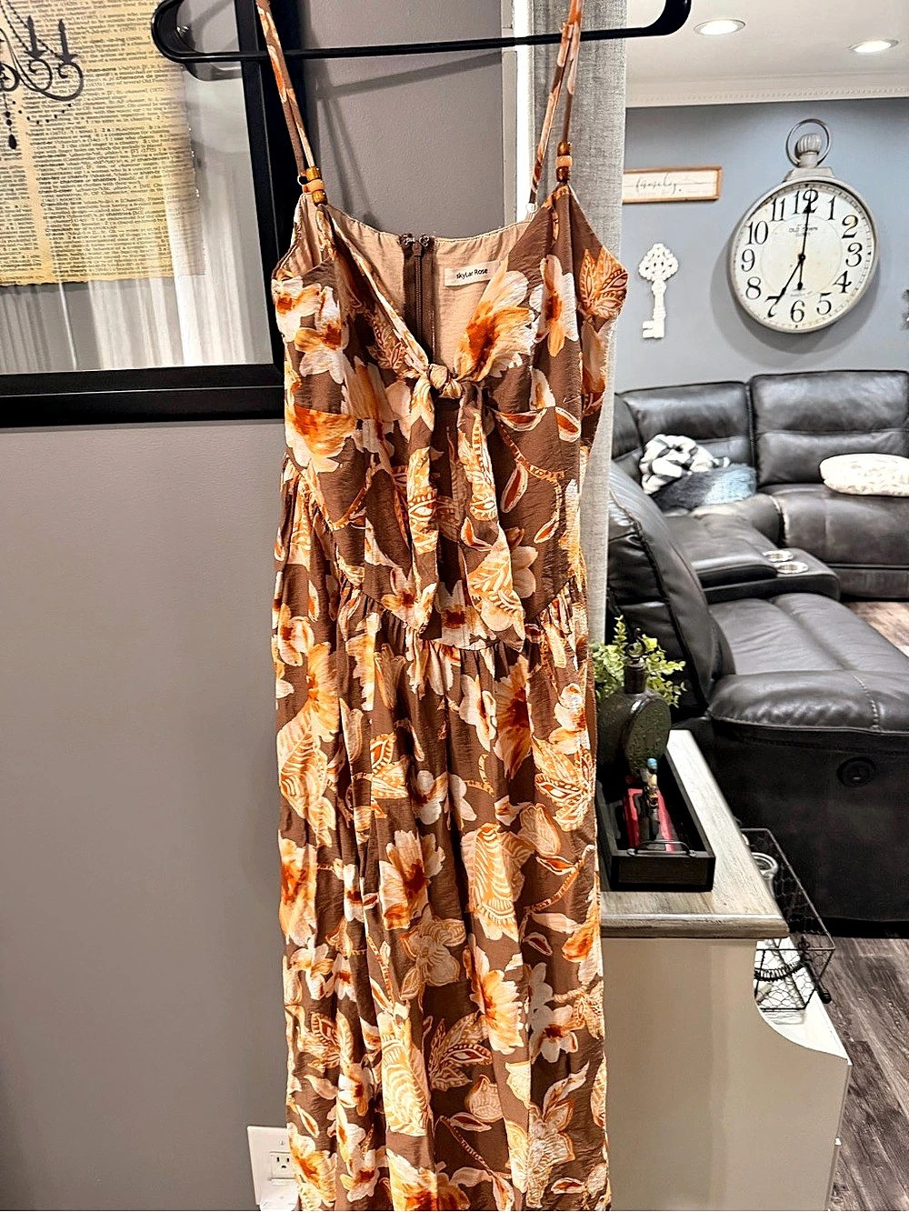 skyLar Rose Floral Maxi Dress in Brown & Orange Size Medium